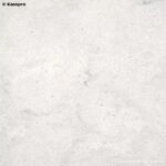 Прямая белая с вкраплениями акриловая столешница в ванную комнату фото