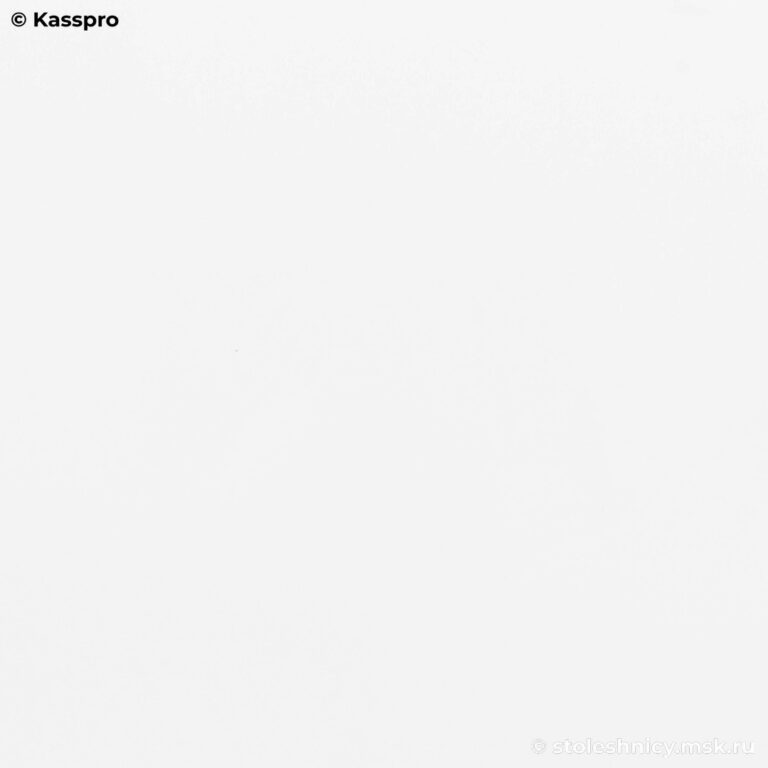 Кухонная интегрированная с мойкой столешница из кварца с фартуком фото